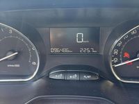 Usata Peugeot 2008 92 CV (67 kW) 2014 Grigio SUV