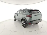 Nuova Dacia Duster Journey 122 CV (89 kW) 2026 Verde SUV
