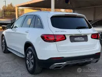 Usata Mercedes GLC200 163 CV (119 kW) 2019 Bianco SUV