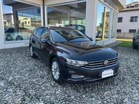 Usata VW Passat Business 122 CV (89 kW) 2021 Grigio scuro Station wagon