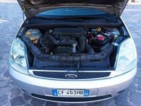 Begagnad Ford Fiesta Ghia 68 HK (50 kW) 2003 Sedan