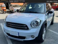 Usata Mini Cooper Countryman Business 111 CV (81 kW) 2017 Bianco SUV
