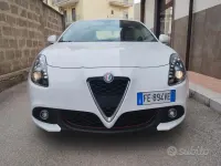 Usata Alfa Romeo Giulietta Progression 120 CV (88 kW) 2016 Bianco Utilitaria