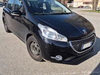 Usata Peugeot 208 68 CV (50 kW) 2015 Nero Utilitaria