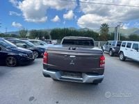 Usata Mitsubishi L200 Intense 181 CV (133 kW) 2016 Grigio Pick-up