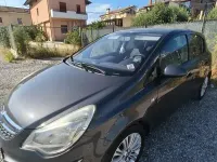 Usata Opel Corsa Cosmo 95 CV (69 kW) 2011 Grigio Utilitaria