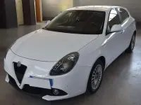 Usata Alfa Romeo Giulietta Business 120 CV (88 kW) 2018 Bianco Utilitaria