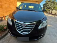 Usata Lancia Ypsilon 60 CV (44 kW) 2014 Nero Utilitaria