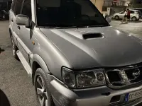 Usata Nissan Terrano 154 CV (113 kW) 2004 Grigio SUV