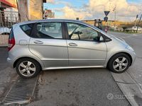 Usata Mercedes A180 Avantgarde 109 CV (80 kW) 2010 Grigio Berlina