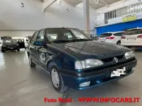 Usata Renault 19 79 CV (58 kW) 1993 Blu Berlina