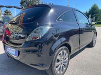Usata Opel Corsa Edition 95 CV (69 kW) 2011 Nero Utilitaria