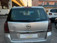 Usata Opel Zafira Cosmo 120 CV (88 kW) 2006 Grigio Monovolume