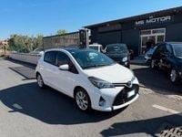 Usata Toyota Yaris Hybrid 75 CV (55 kW) 2014 Bianco Berlina