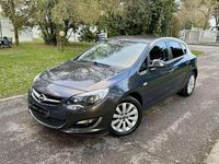 Usata Opel Astra Cosmo 131 CV (96 kW) 2014 Grigio Berlina