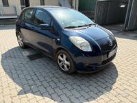 Usata Toyota Yaris 2006 Blu Utilitaria