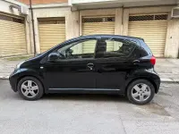 Usata Toyota Aygo 69 CV (50 kW) 2007 Nero Utilitaria
