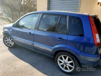 Usata Ford Fusion 68 CV (50 kW) 2007 Blu Berlina