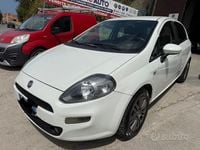 Usata Fiat Punto Lounge 85 CV (62 kW) 2013 Bianco Utilitaria