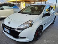 Usata Renault Clio R.S. R.S. 203 CV (149 kW) 2009 Bianco Utilitaria
