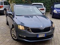 Usata Skoda Octavia G-TEC Executive 110 CV (80 kW) 2018 Grigio Station wagon
