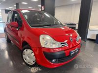 Usata Renault Modus 90 CV (66 kW) 2012 Rosso Monovolume