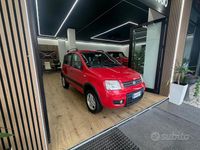 Usata Fiat Panda 4x4 69 CV (50 kW) 2007 Rosso Utilitaria