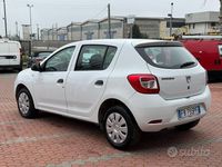 Usata Dacia Sandero Ambiance 75 CV (55 kW) 2015 Bianco Berlina
