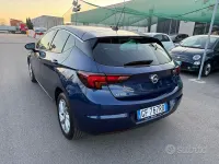 Usata Opel Astra Ultimate 122 CV (89 kW) 2021 Blu/azzurro Berlina