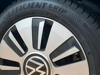 Usata VW e-up! 61 kW (83 CV) 2020 Blu/azzurro Utilitaria