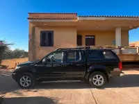 Usata Nissan Navara 174 CV (127 kW) 2005 Nero Pick-up