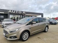 Usata Ford S-MAX Business Edition 180 CV (132 kW) 2015 Grigio Monovolume