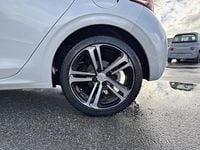 Usata Peugeot 208 GT-line 110 CV (80 kW) 2018 Bianco Utilitaria