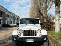 Usata Jeep Wrangler Unlimited 200 CV (147 kW) 2015 Bianco SUV