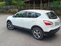 Usata Nissan Qashqai Acenta 131 CV (96 kW) 2011 Bianco SUV