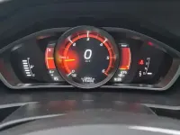 Usata Volvo V40 120 CV (88 kW) 2019 Grigio Berlina