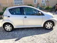 Usado Toyota Aygo 68 HP (50 kW) 2009 Cinzento Citadino