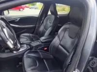 Usata Volvo V40 R-Design 150 CV (110 kW) 2016 Grigio Berlina