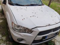 Usata Mitsubishi Outlander 156 CV (114 kW) 2012 Bianco SUV