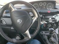 Usata Lancia Ypsilon 80 CV (58 kW) 2013 Bianco Utilitaria