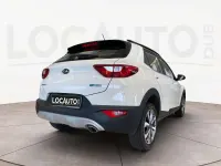 Usata Kia Stonic Style 101 CV (74 kW) 2021 Bianco SUV