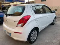 Usata Hyundai i20 Classic 85 CV (62 kW) 2014 Bianco Utilitaria