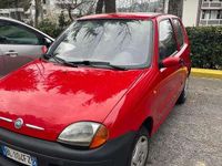Käytetty Fiat 600 Young 39 HP (28 kW) 2000 Punainen Viistoperä
