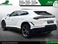 Usata Lamborghini Urus 666 CV (489 kW) 2024 Bianco metallizzato SUV