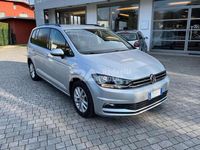 Usata VW Touran Comfortline 116 CV (85 kW) 2018 Argento Monovolume