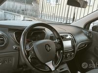 Usata Renault Captur Zen 90 CV (66 kW) 2016 Grigio SUV