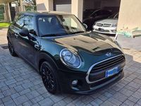 Usata Mini ONE 90 CV (66 kW) 2017 Verde Utilitaria
