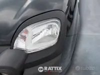 Usado Fiat Panda Cross Cross 69 HP (50 kW) 2025 Preto Citadino