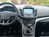 Gebraucht Ford Kuga 120 PS (88 kW) 2017 Weiß SUV