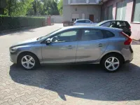 Usata Volvo V40 Business Edition 122 CV (89 kW) 2017 Grigio Berlina